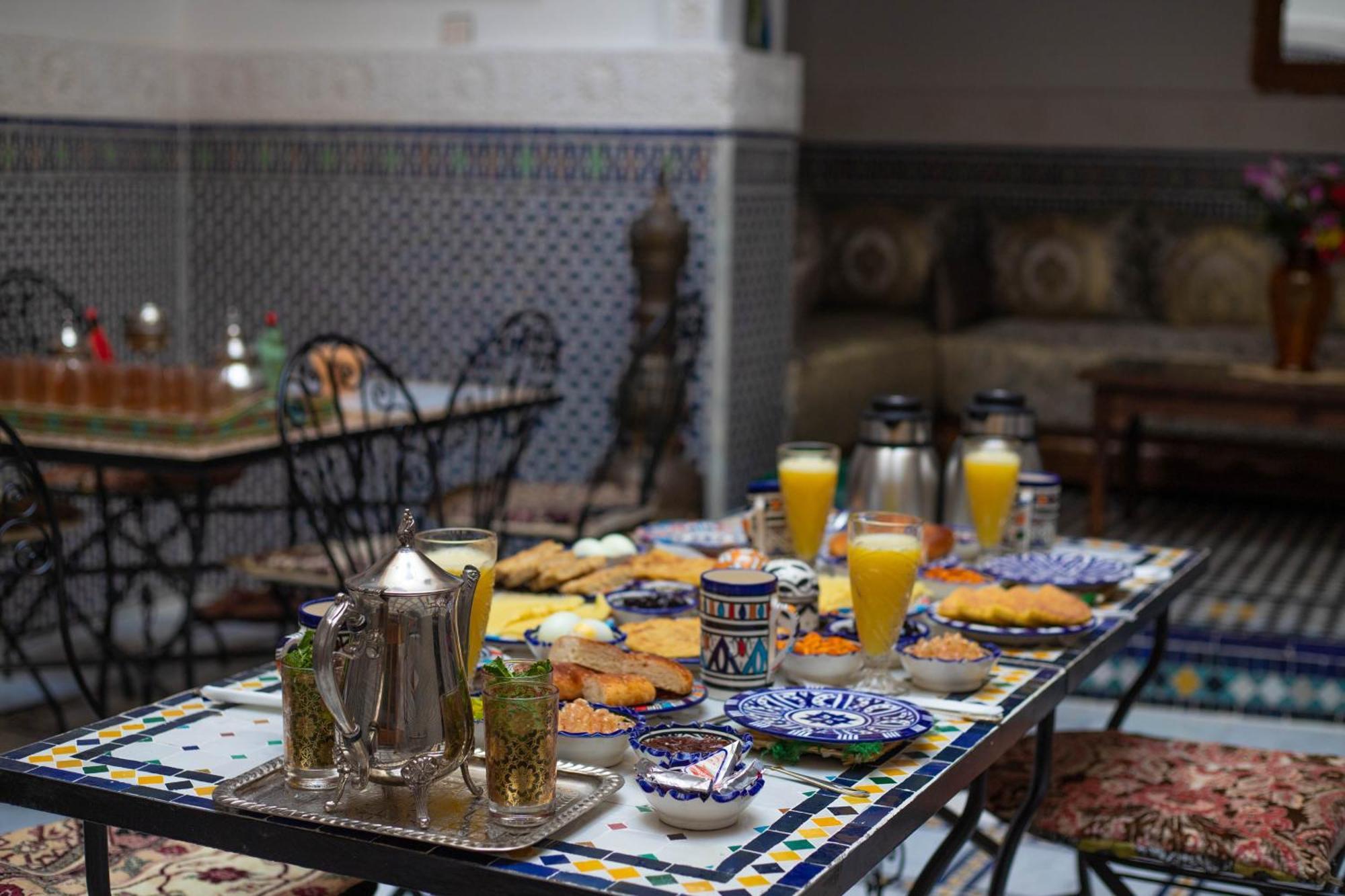 Riad Tafoukt Фес Экстерьер фото